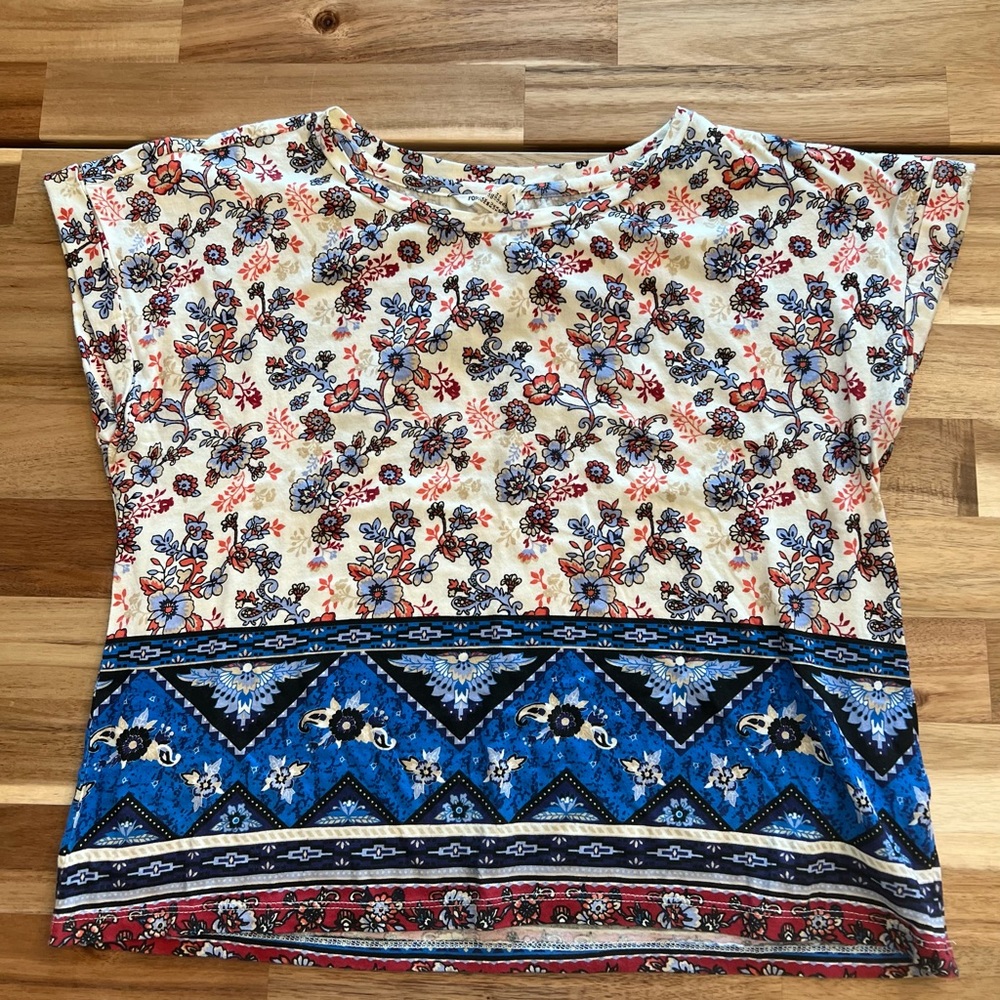 Forever 21 Girls’ 13/14 floral‎ top